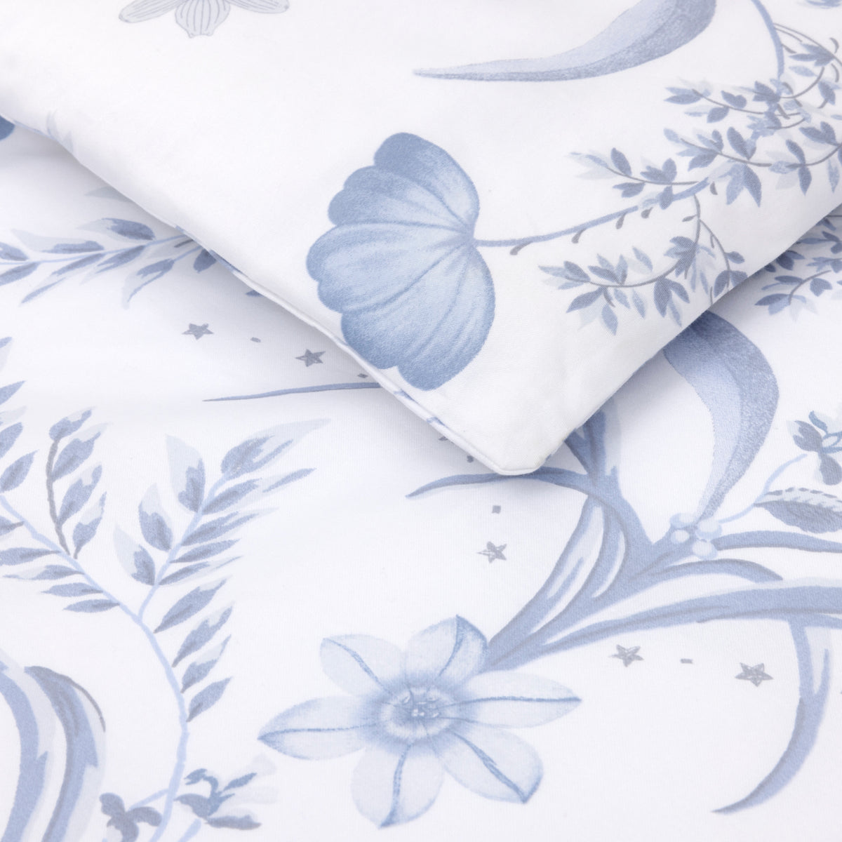 Herbier Celeste Organic Duvet Cover by Yves Delorme