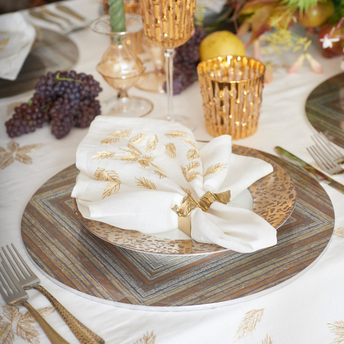 Gilded Breeze White/Gold Napkin Detail 4 | Kim Seybert at Fig Linens and Home