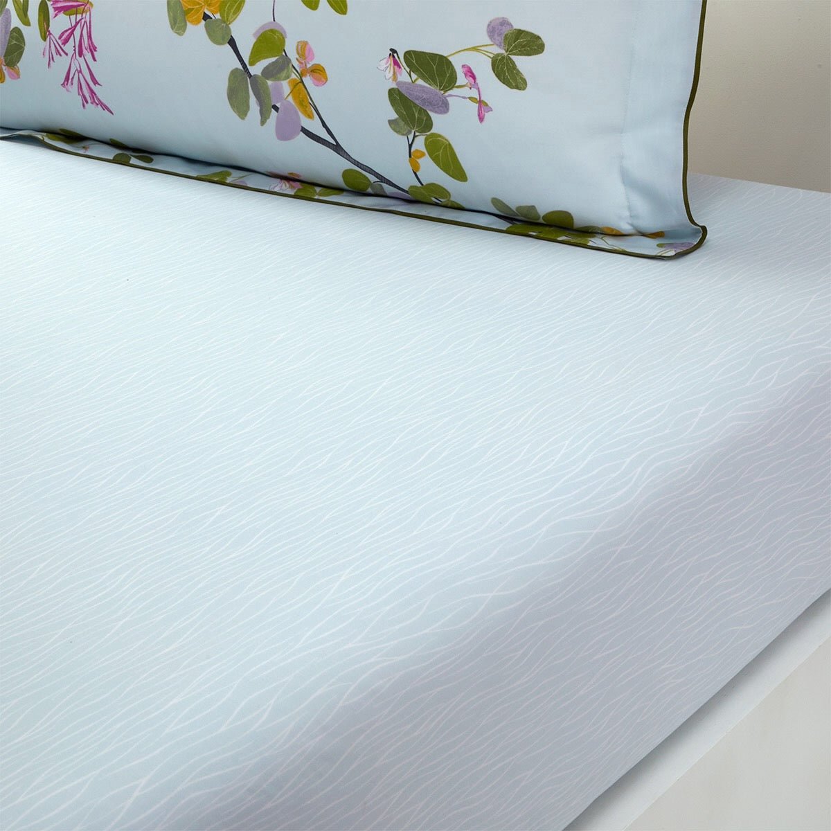 Yves Delorme Luciole Organic Cotton Fitted Sheets at Fig Linens & Home - Detail 10