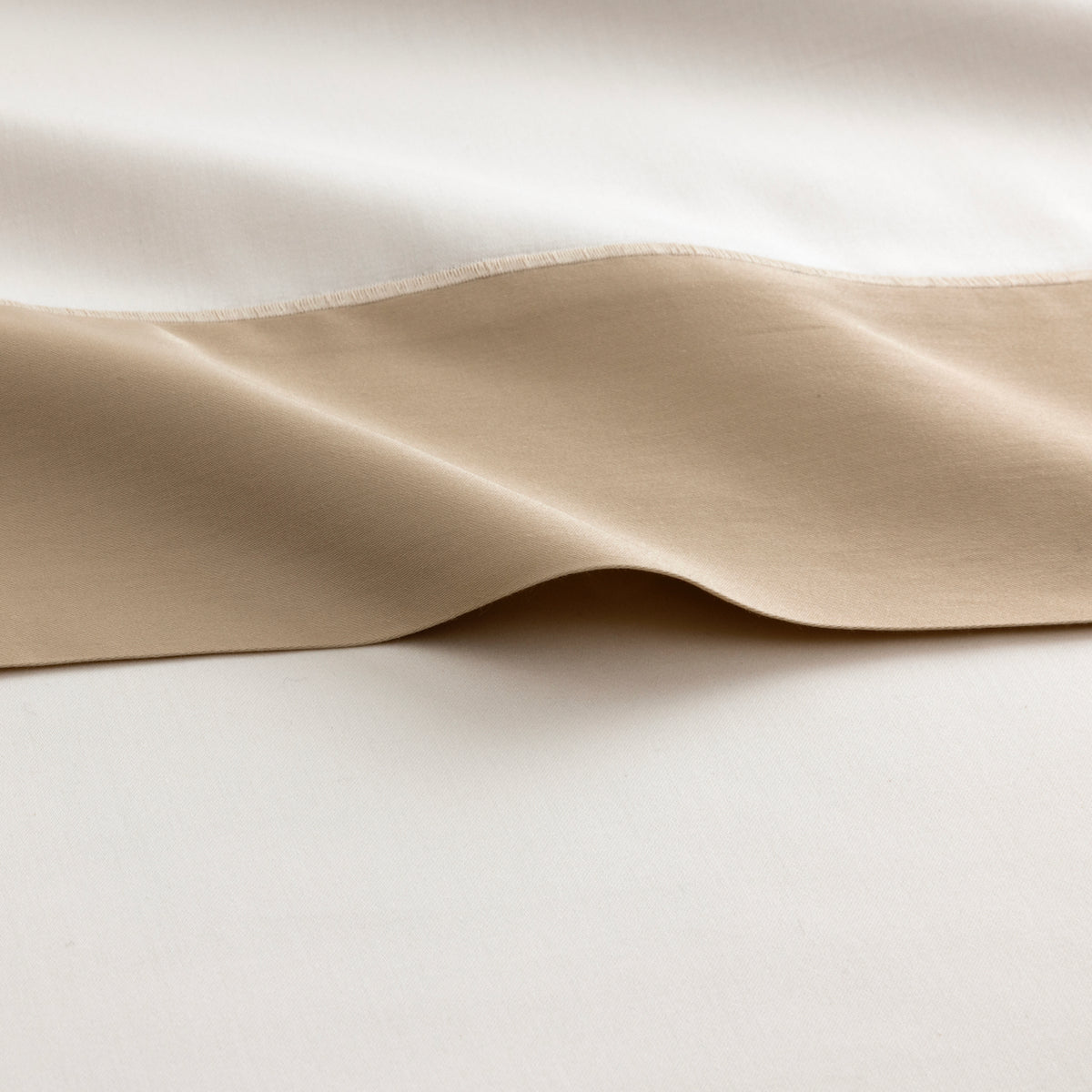 Apollon Dune Flat Sheet by Yves Delorme