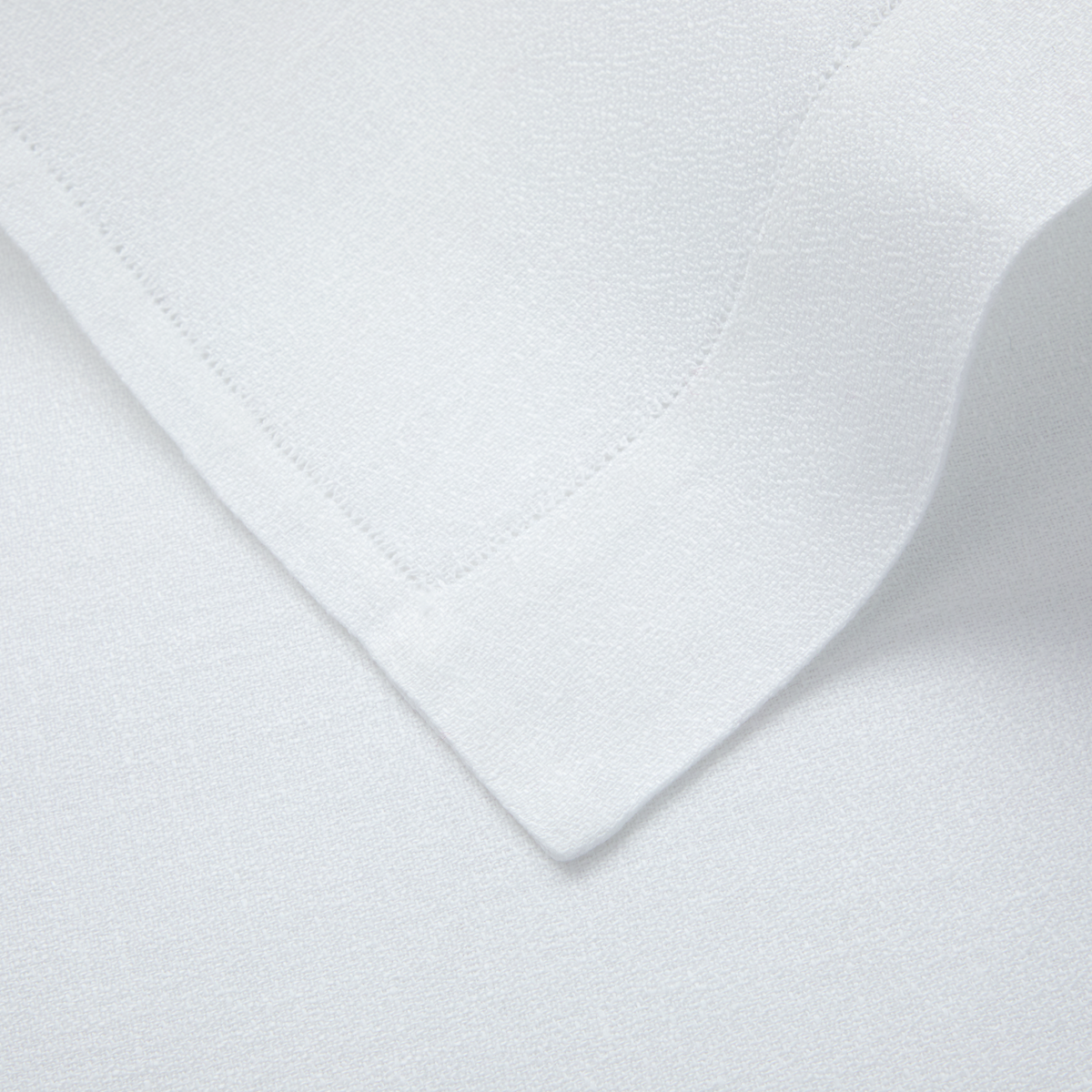 Fleurs Senteur Guest Towel by Yves Delorme Couture