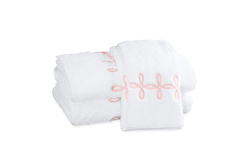 Matouk Gordian Knot Blush Bath Towels