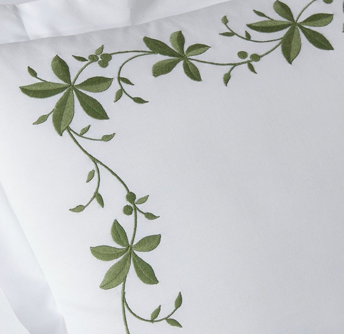 Matouk Callista Bedding by Matouk - King Duvet Cover 104 x 92 Lilac at FIG LINENS AND HOME - 11