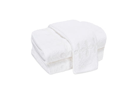 Gordian Knot Towels in White | Matouk Bath at Fig Linens and Home
