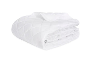 Matouk Coverlet - Nocturne Quilt in White at Fig Linens and Home