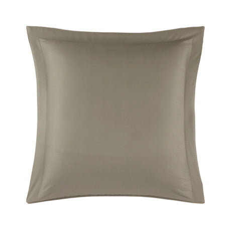 Patio Organic Bedding by Yves Delorme