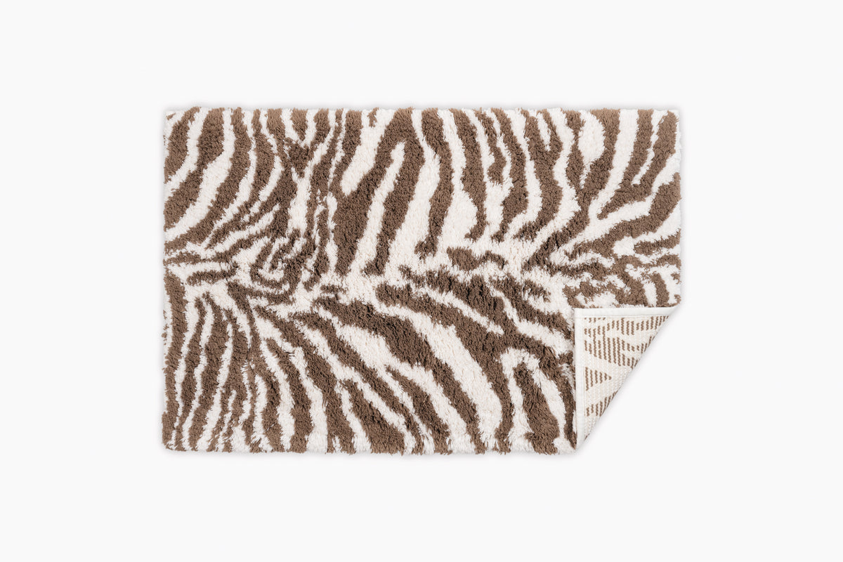 Regine Sable Bath Rug | Matouk Schumacher Bathroom Collections at Fig Linens and Home