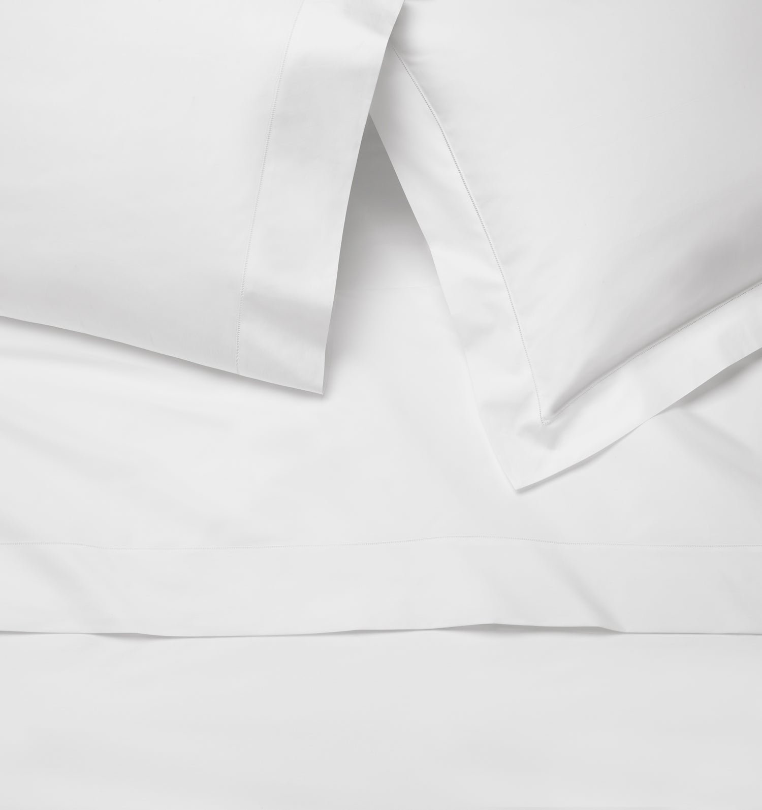 Sferra Spring26 Luxor Flat Sheet White Vignette at Fig Linens And Home