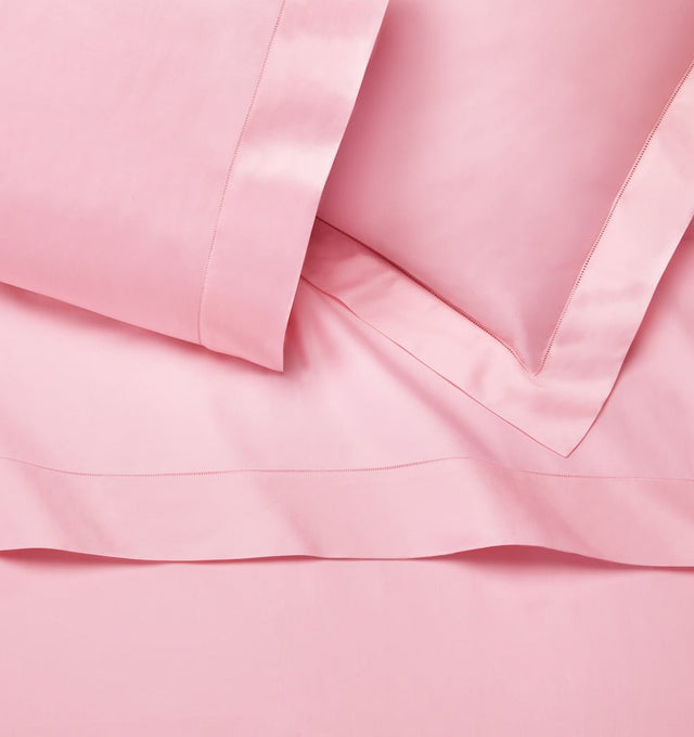 Sferra Fiona Carnation Pink Bedding Detail View