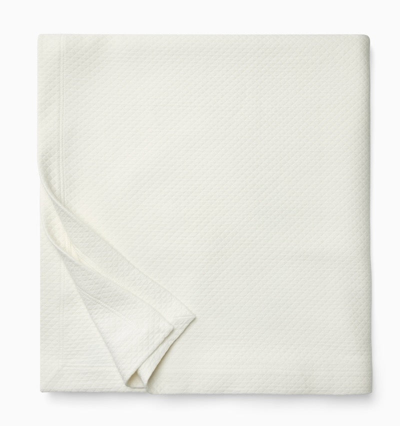 Sferra Coverlet - Rombo Oyster Matelasse Coverlet in Queen, King and Twin Size - View 2