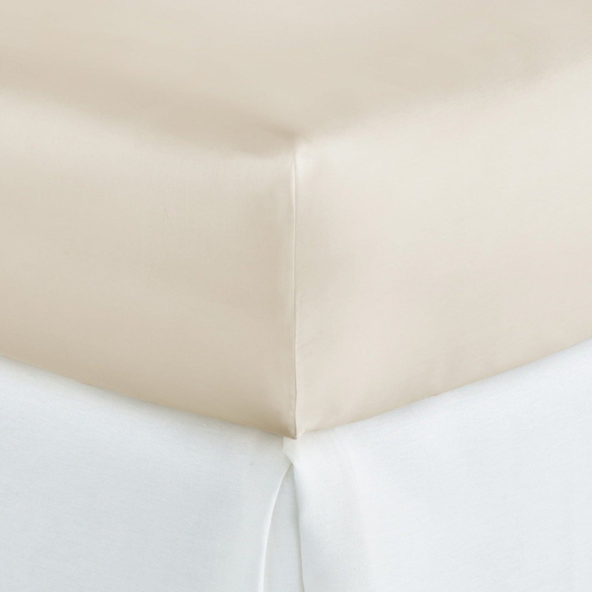 Fitted Sheet - Soprano Linen Bedding - Peacock Alley Cotton Sateen at Fig Linens and Home