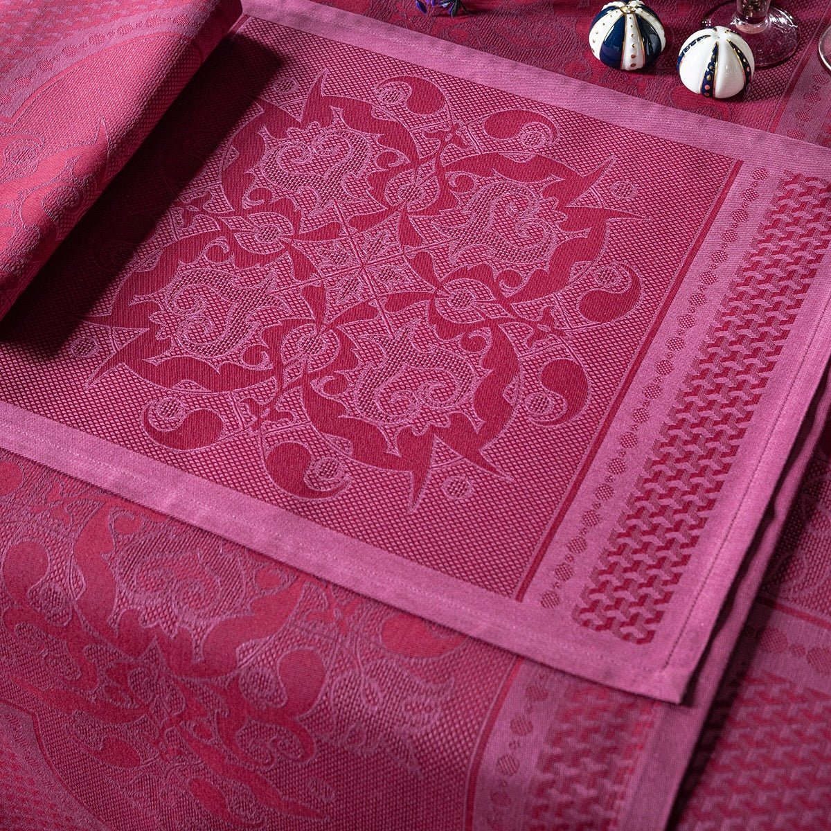 Palais Venitien Pink 20" x 14" Placemat by Le Jacquard Français - 9at Fig Linens and Home - 6