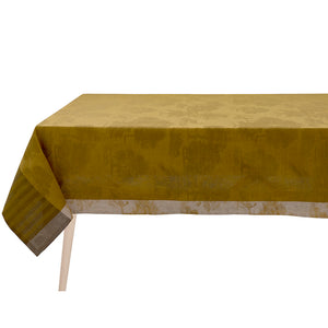Souveraine Gold Tablecloth | Le Jacquard Francais Holiday Table Linens - Rectangular Tablecloth