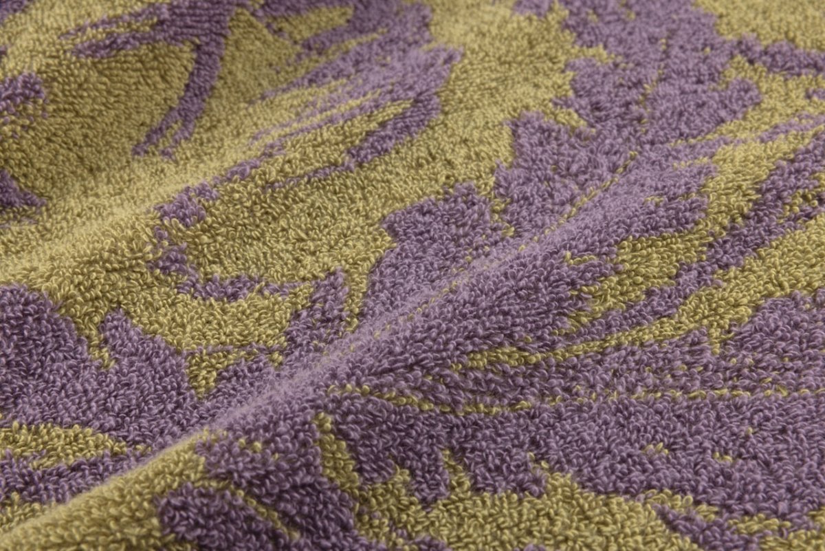 Detail of Jacquard Terry on Yves Delorme Fresque Organic Towels at Fig Linens and Home