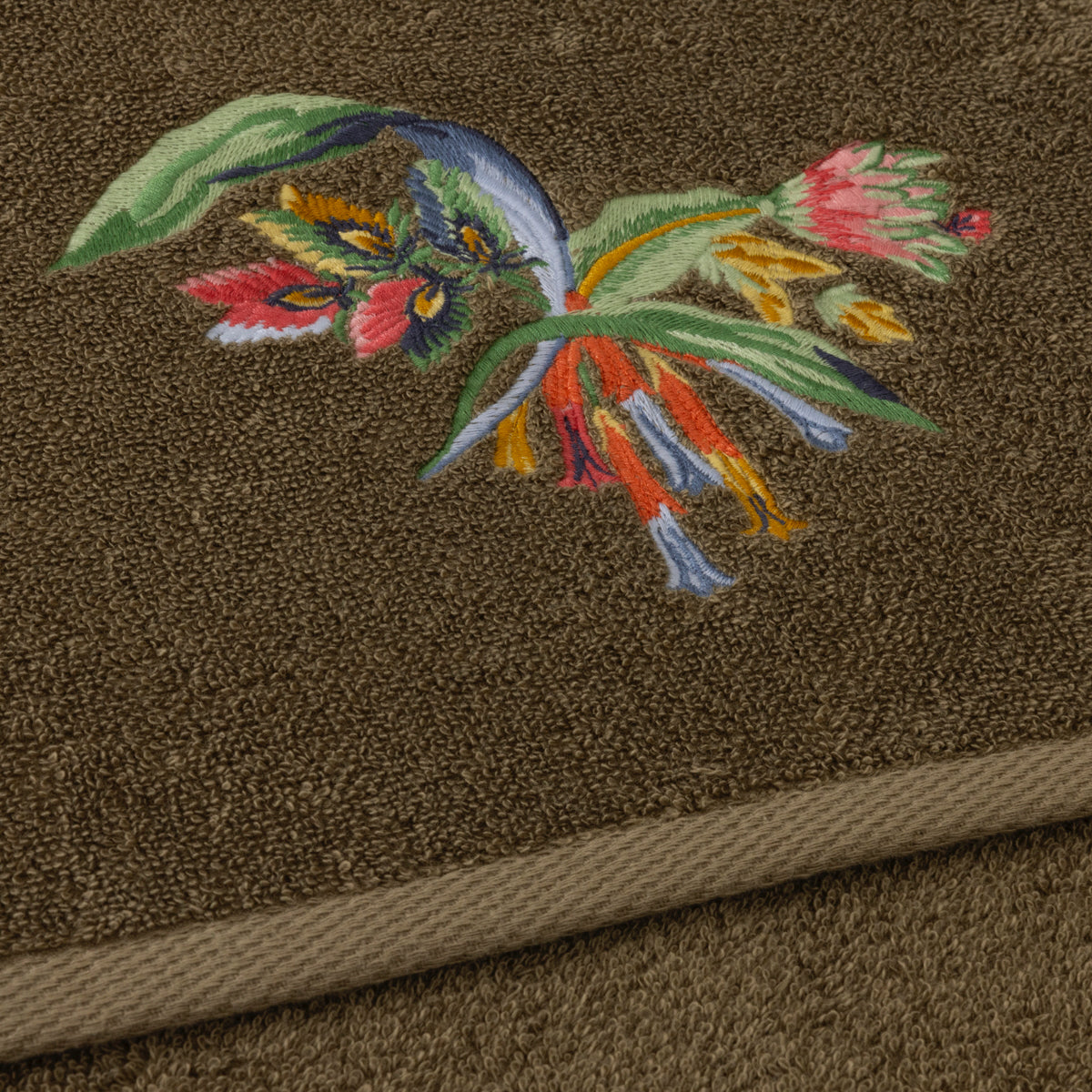 Eze Towels by Yves Delorme