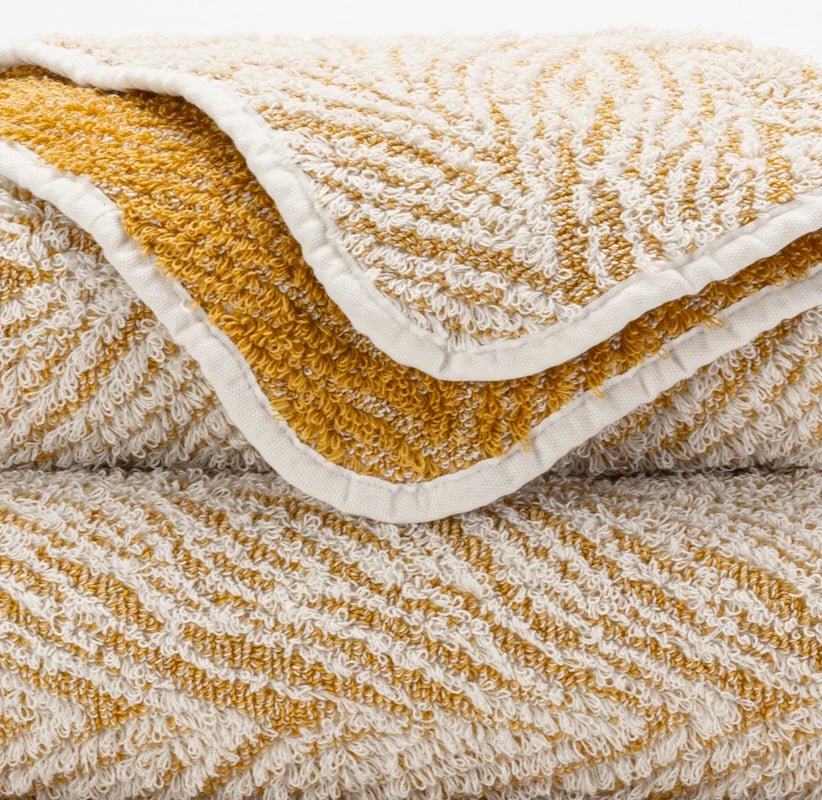 Vasco Euro Bath Sheet 39X59 Gold 840 by Abyss - 2