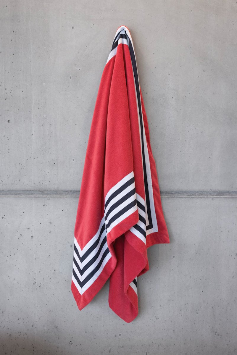 Abyss Beach Towel - Cannes Beach Towels for Pool or Days by the Ocean - Viva Magenta 579 View 2