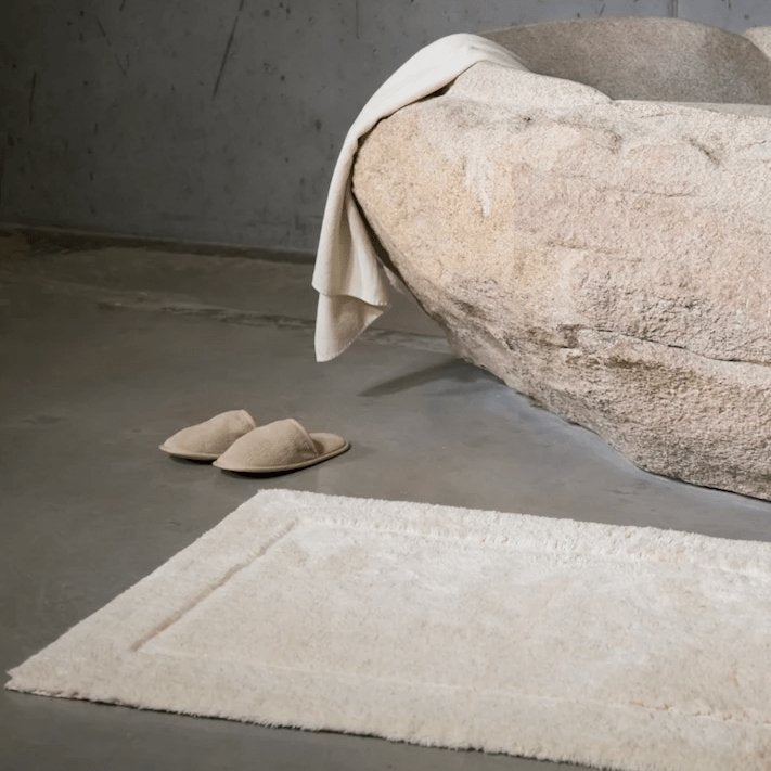 Close up - 23x39 Reversible Bath Rug by Abyss & Habidecor - Fig Linens