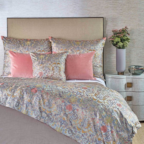 Ann Gish The Met - Venezia Lifestyle Photo with King Euros