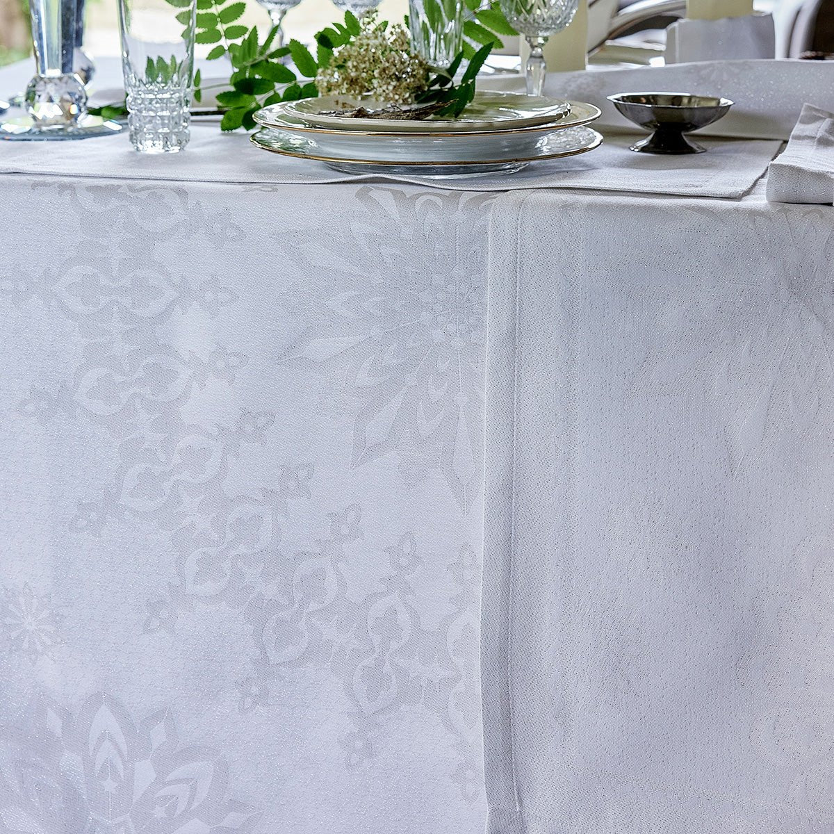 lumière d&#39;étoiles diamant white table runner by Le Jacquard Francais Shown on White Tablecloth