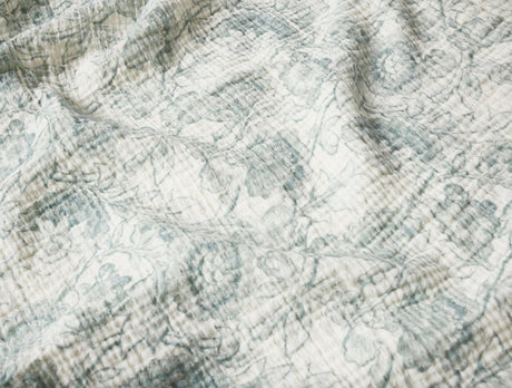 Coyuchi Balboa Undyed and Dew Organic Matelassé Throw at Fig Linens and Home - Fabric Detail 4