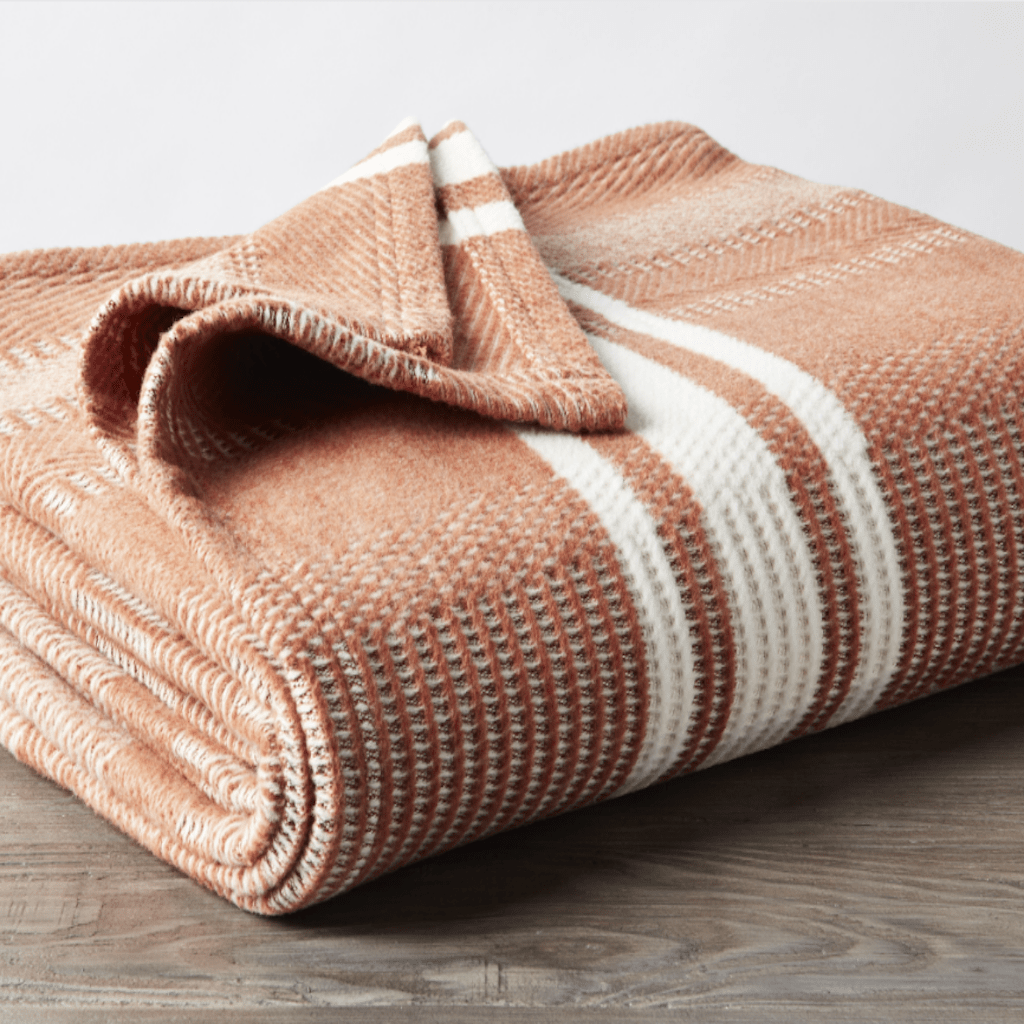 Cirrus Spice Organic Throw by Coyuchi | Fig Linens