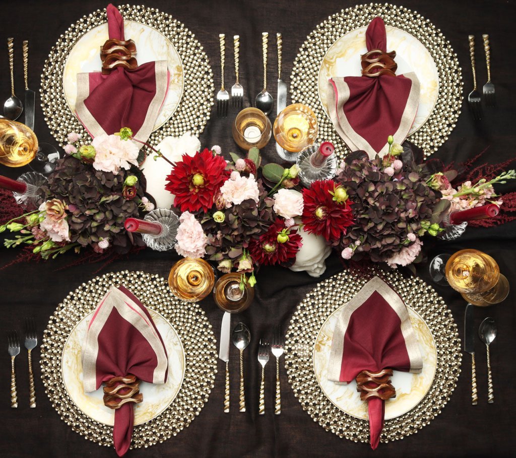 Dip Dye Napkin in Berry & Plum Set of 4 by Kim Seybert 5