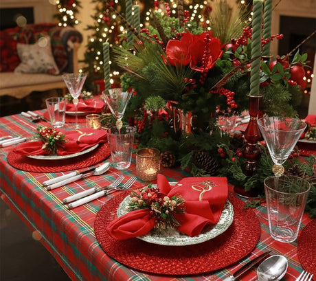 Holiday Threads Tablecloth in Red, Green & Gold Kim Seybert - Lifestyle Photo