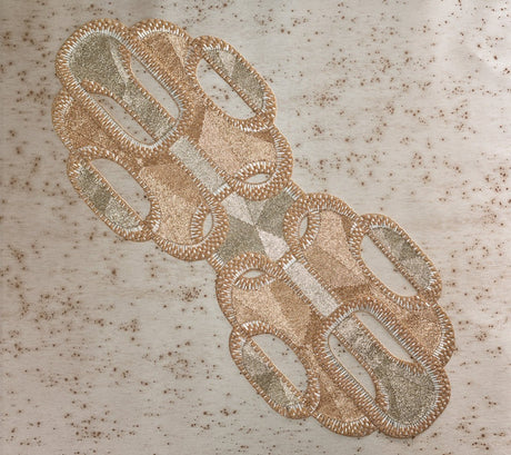 Palisade Table Runner in Gold Silver Kim Seybert Figlinensandhome 2