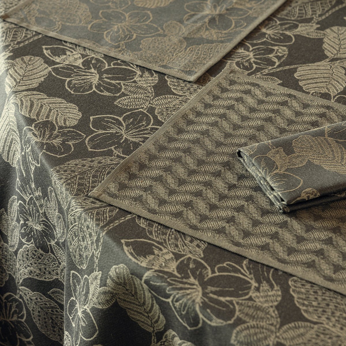 Le Jacquard Français Sulawesi Green Tablecloth at Fig Linens and Home - Lifestyle View 2