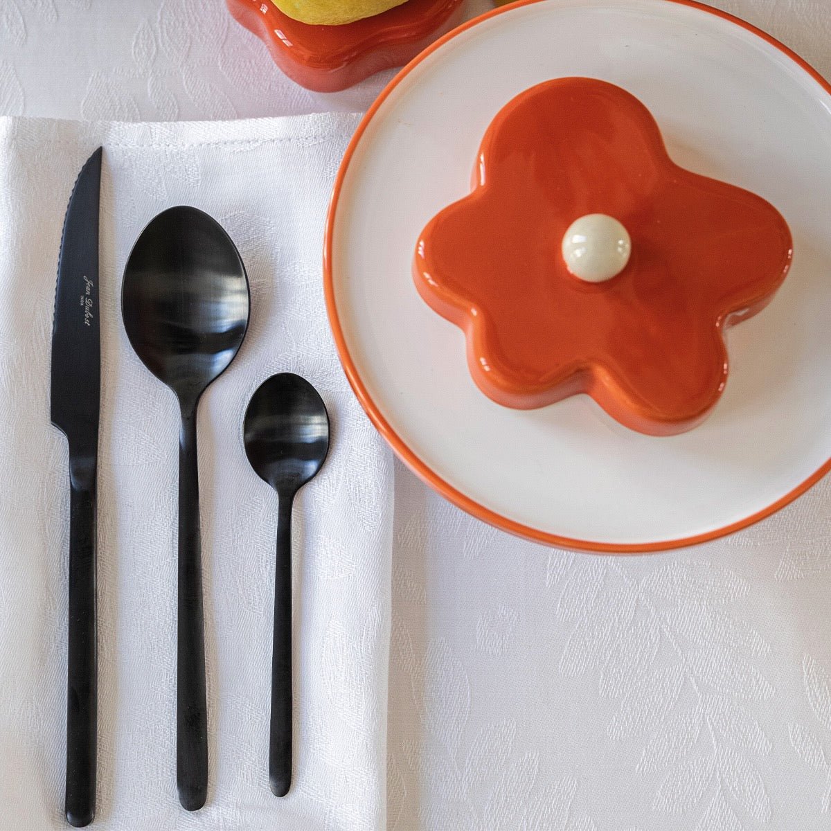 Vegetal Mood White Napkin By Le Jacquard Francais Napkin 20" X 20" - Set of 4 WHITE at FIG LINENS AND HOME 6