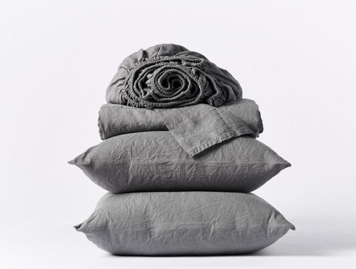 Fig Linens - Slate Organic Relaxed Linen Bedding by Coyuchi - Sheet Set
