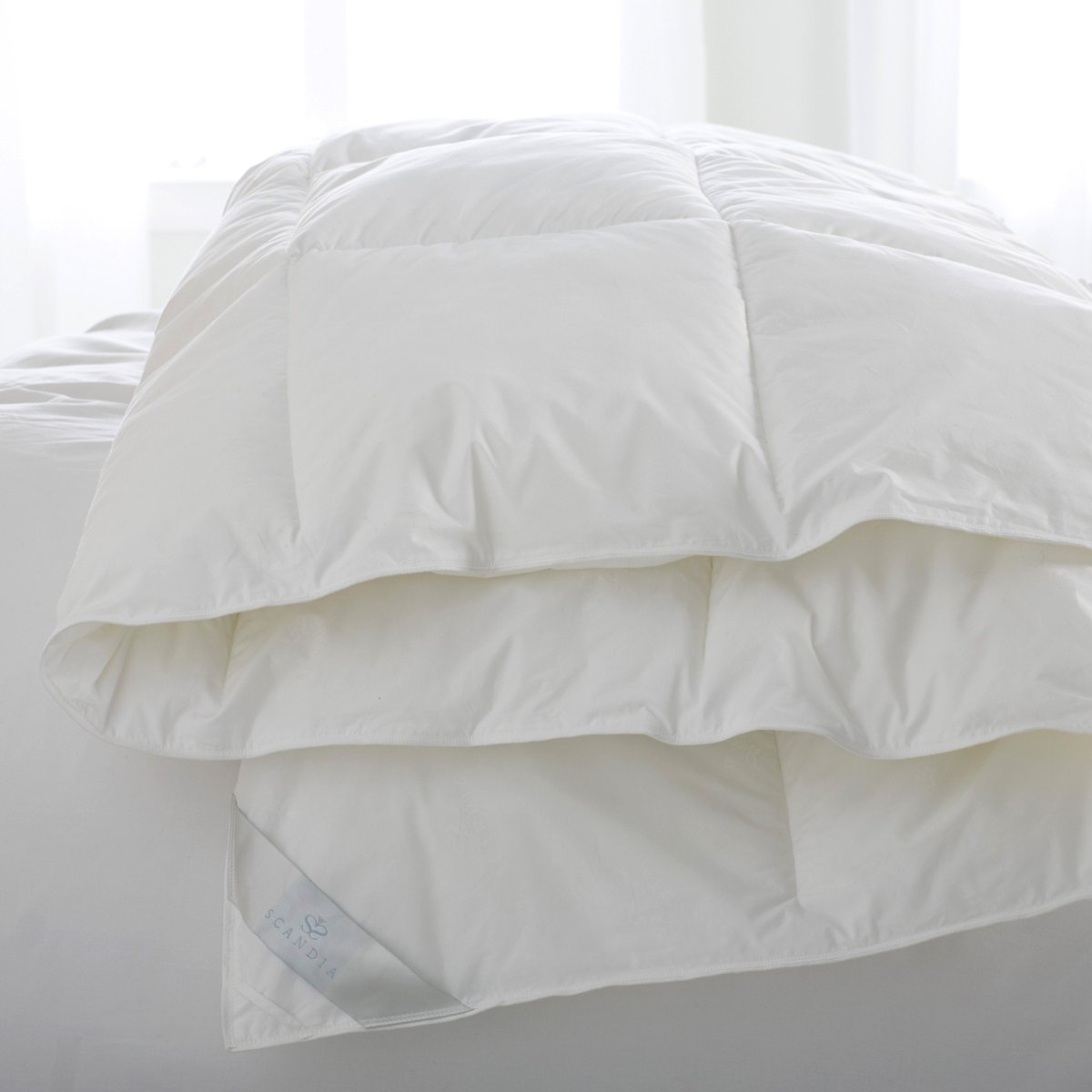 Scandia Bergen Down Alternative Comforter - Fig Linens