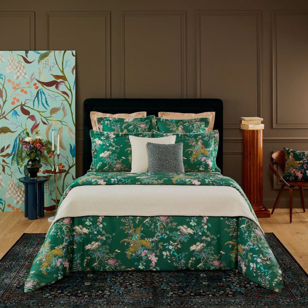 Contes Bedding by Yves Delorme Duvet Cover King 111 x 92 Emerald Green at FIG LINENS AND HOME 1