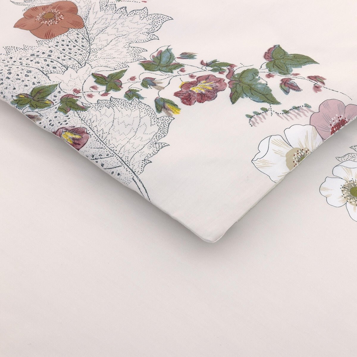 Duvet Cover Detail - Corolles Organic Cotton Bedding by Yves Delorme at Fig Linens and Home