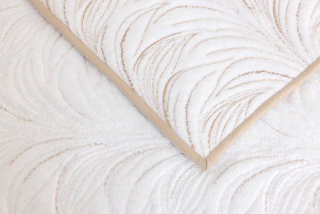 Zephyr Sable Bath Mat by Yves Delorme Couture | Organic Tub Mat