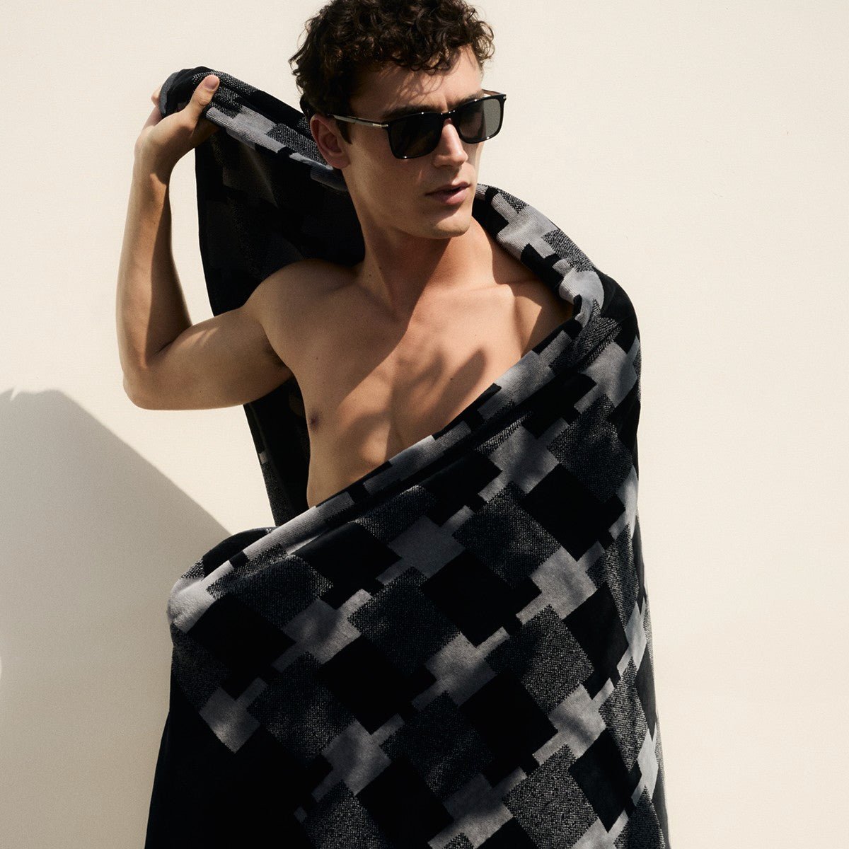 Cubo Jacquard Velour Beach Towel by Hugo Boss Home - Yves Delorme Lifestyle 