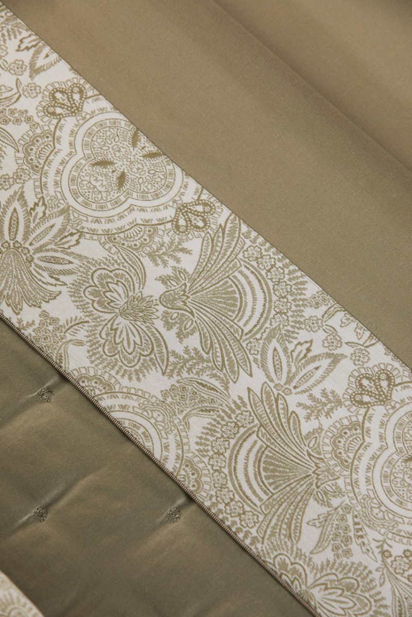 Patio Organic Bedding by Yves Delorme Flat Sheet King 114 x 116 Kaki and Amande at FIG LINENS AND HOME 4