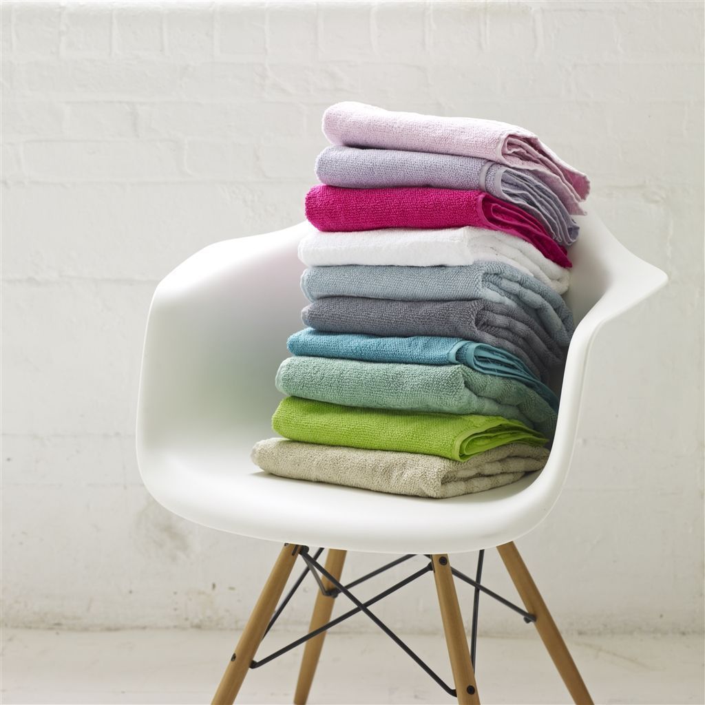 Designers Guild Coniston Alabaster Towels