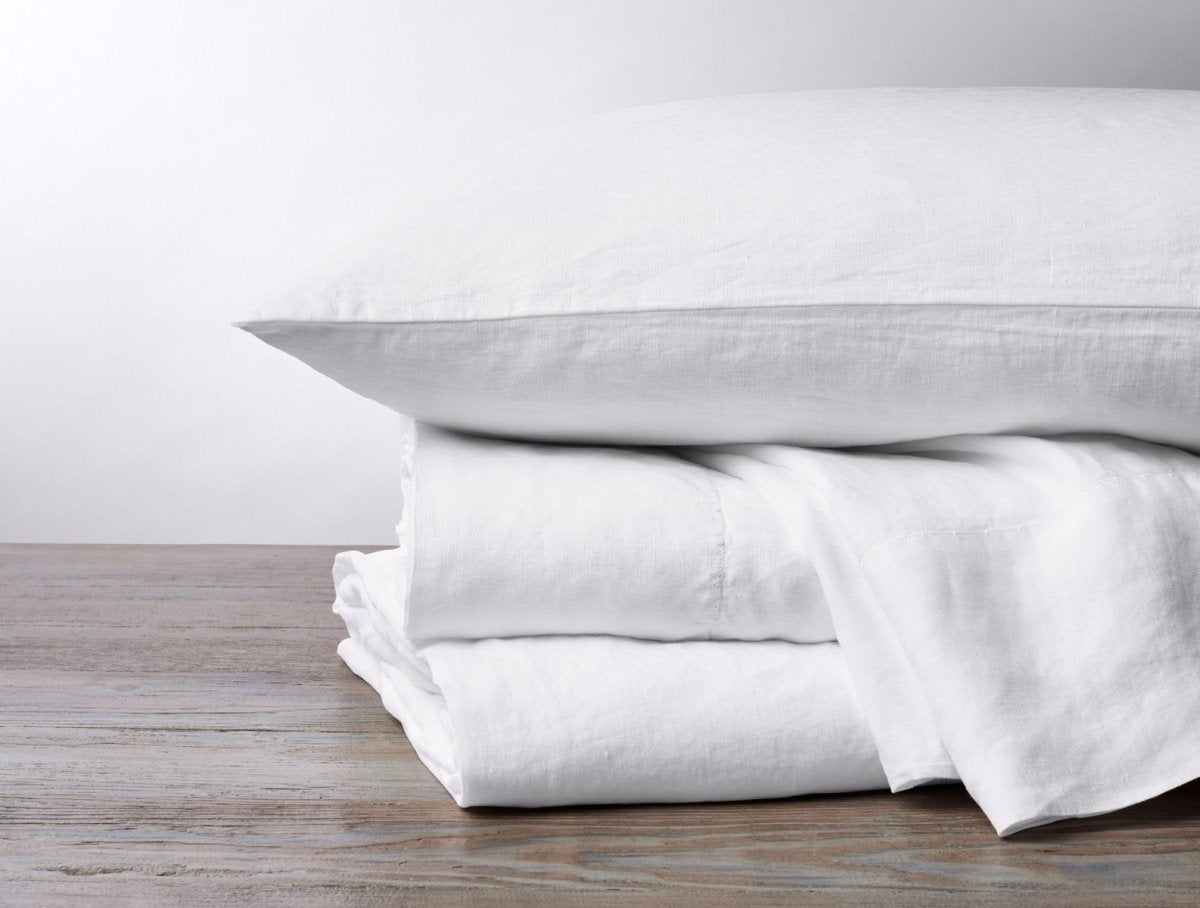 Alpine White Organic Relaxed Linen Bedding by Coyuchi | Fig Linens