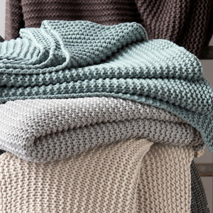 Orla Throw by Matouk - Chunky knit throw blankets - Fig Linens and Home