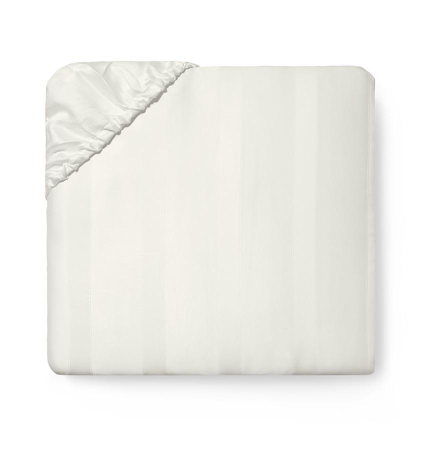 Fig Linens - Sferra Giza 45 Stripe Ivory Fitted Sheet