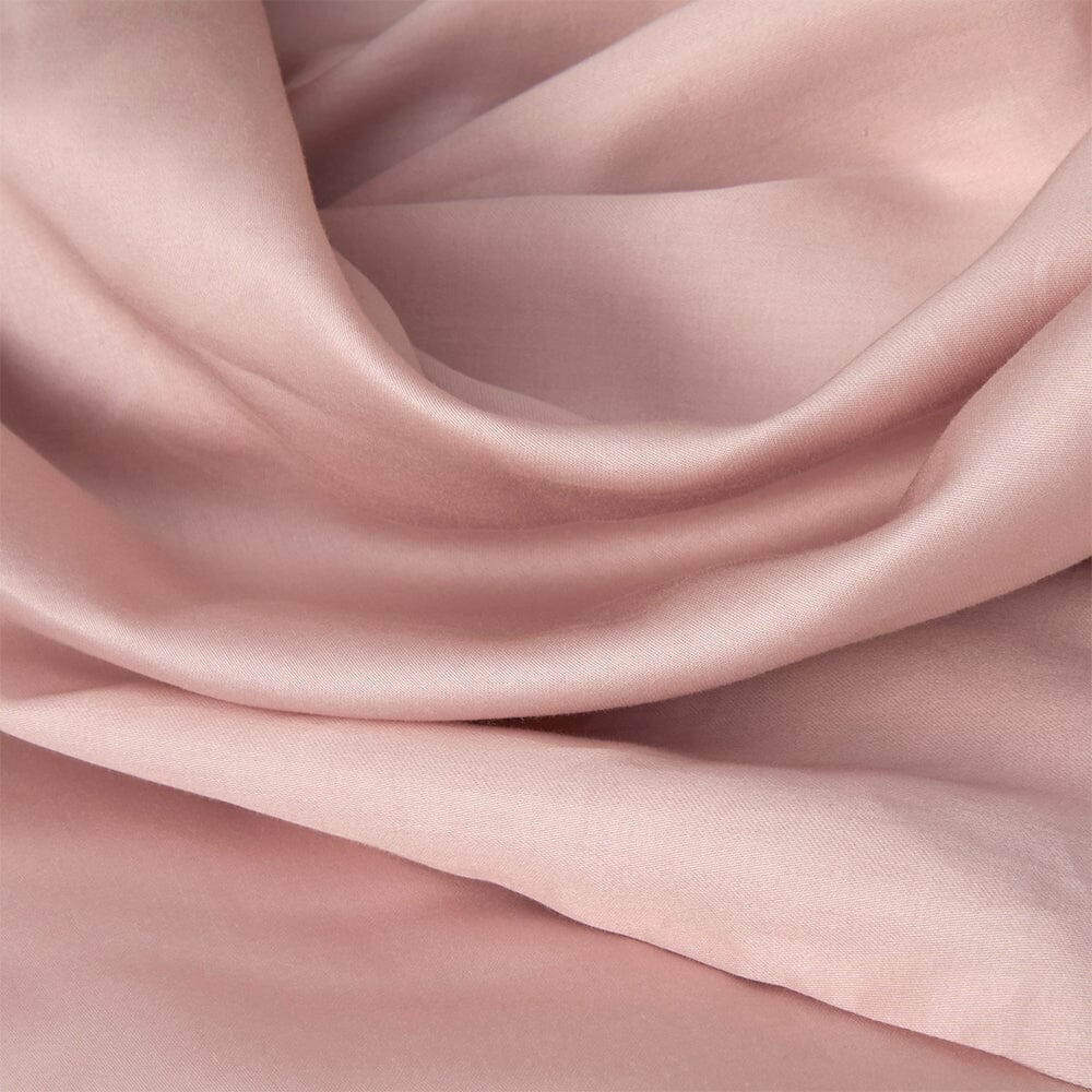 Yves Delorme Triomphe Poudre Bedding | Organic Cotton Sateen with Sheen and Softness Shown