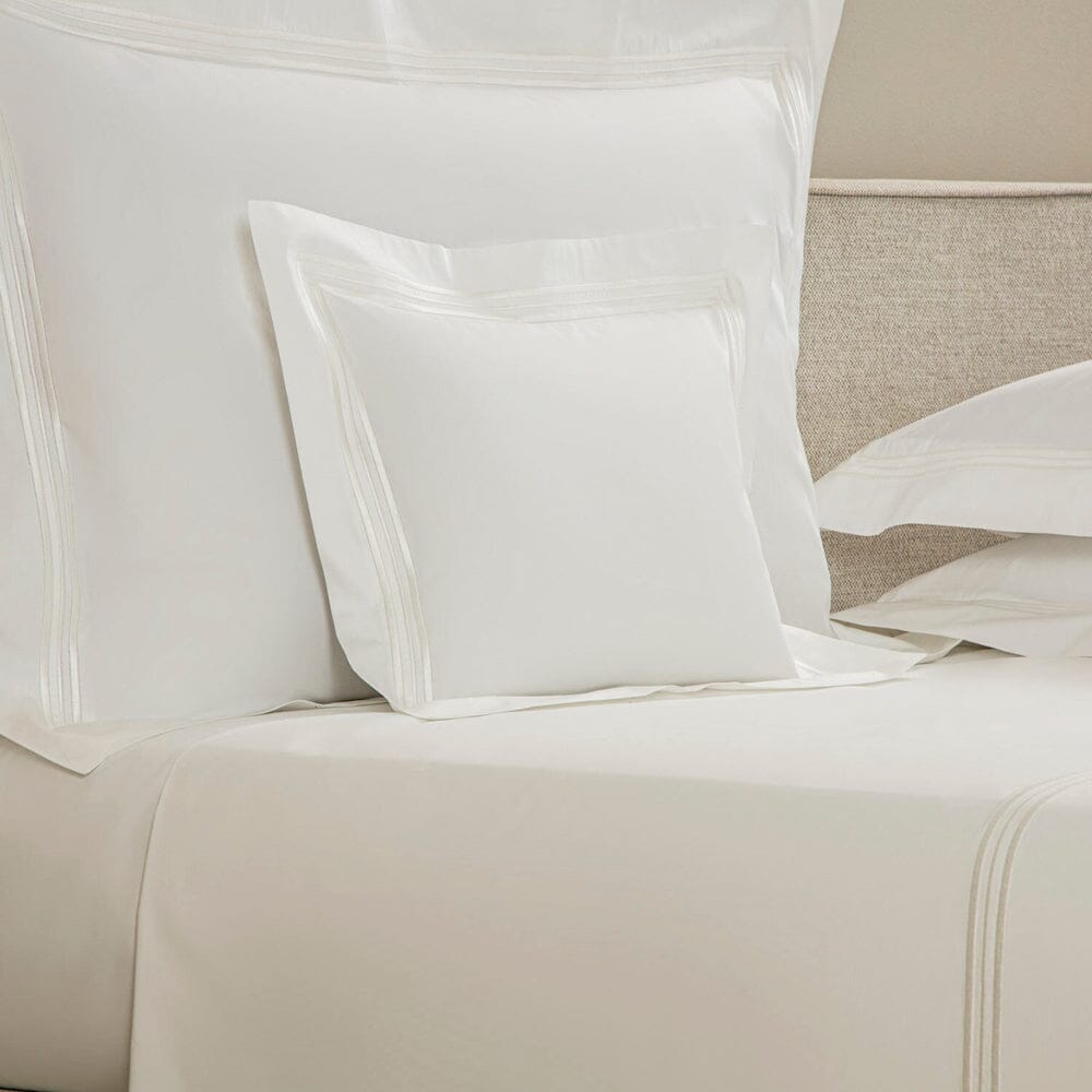 Frette Bedding - Triplo Popeline Bourdon White and Milk Boudoir Sham