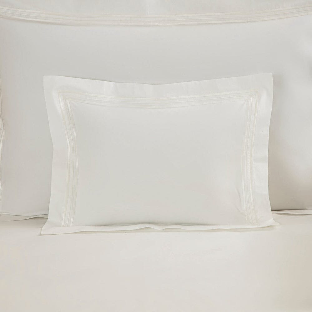 Frette Bedding - Triplo Popeline Bourdon White and Milk Boudoir - Fig Linens and Home