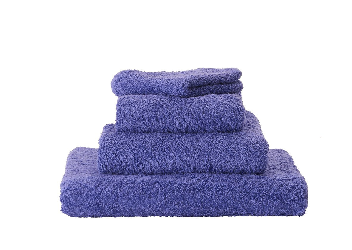 Set of Abyss Super Pile Towels in Liberty 318