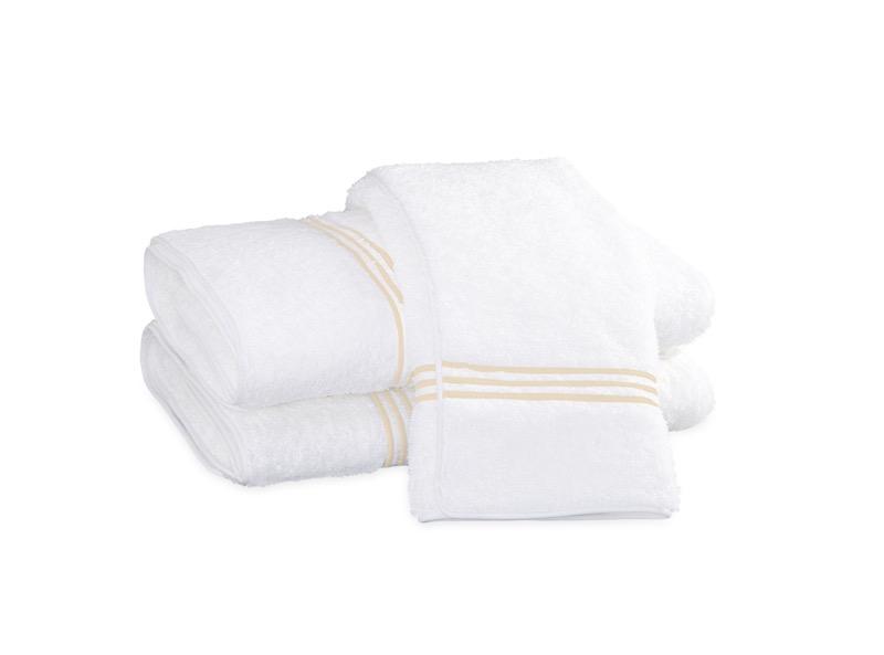 Bel Tempo Ivory Bath Towels | Matouk at Fig Linens