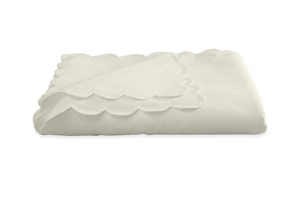 Savannah Gardens Oblong Ivory Tablecloth | Matouk at Fig Linens