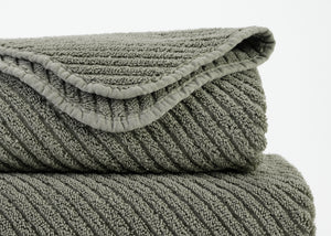 Fig Linens - Laurel Super Twill Bath Towels by Abyss & Habidecor - Closeup