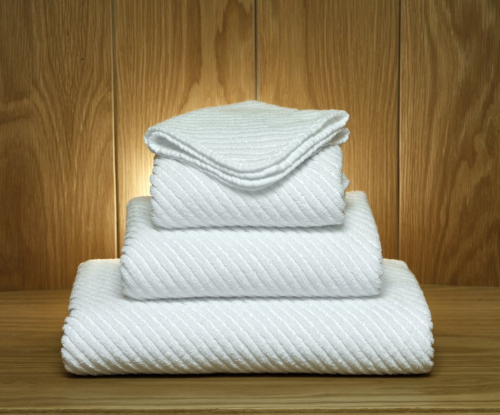Fig Linens - Super Twill Bath Towels by Abyss &amp; Habidecor - Lifestyle